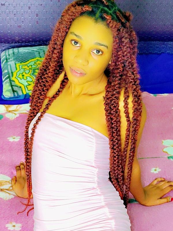 Experience Unforgettable Moments with Aspen Jewel's Captivating Charm 1 Mis Fotos